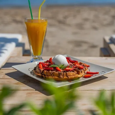 Mistrali & Resort Kalyves